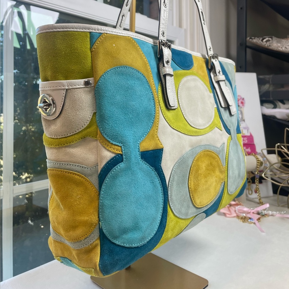 Coach Limited Edition Optic Signature C Suede Tote 🫐 🍋🟩 - Picture 6 of 17